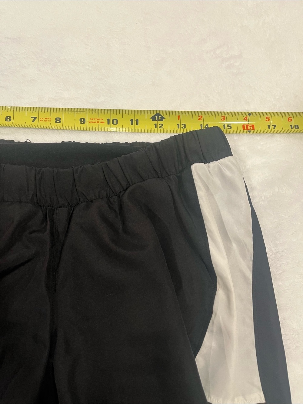A Glow Active Black and White Athletic Shorts - Size Small MATERNITY - Picture 4 of 6